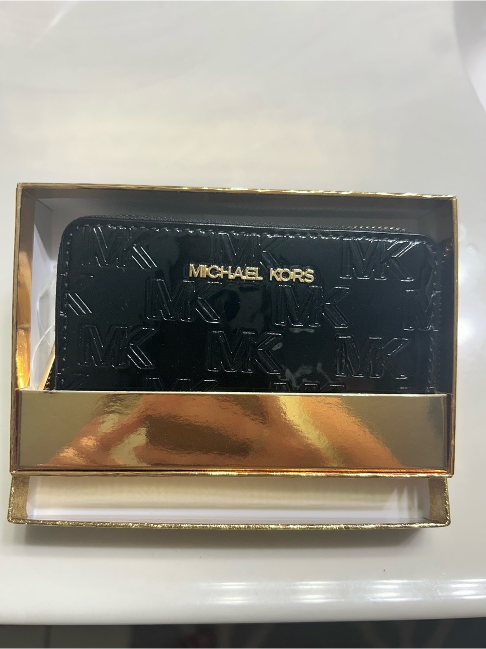 New Michael Kors Black Patent Leather Zip Wallet - Jet Set Black